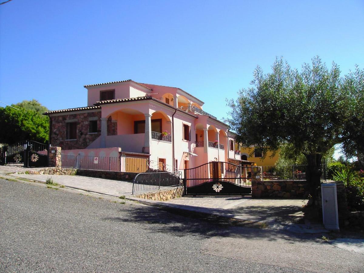 Apartament Gli Ulivi Budoni Zewnętrze zdjęcie